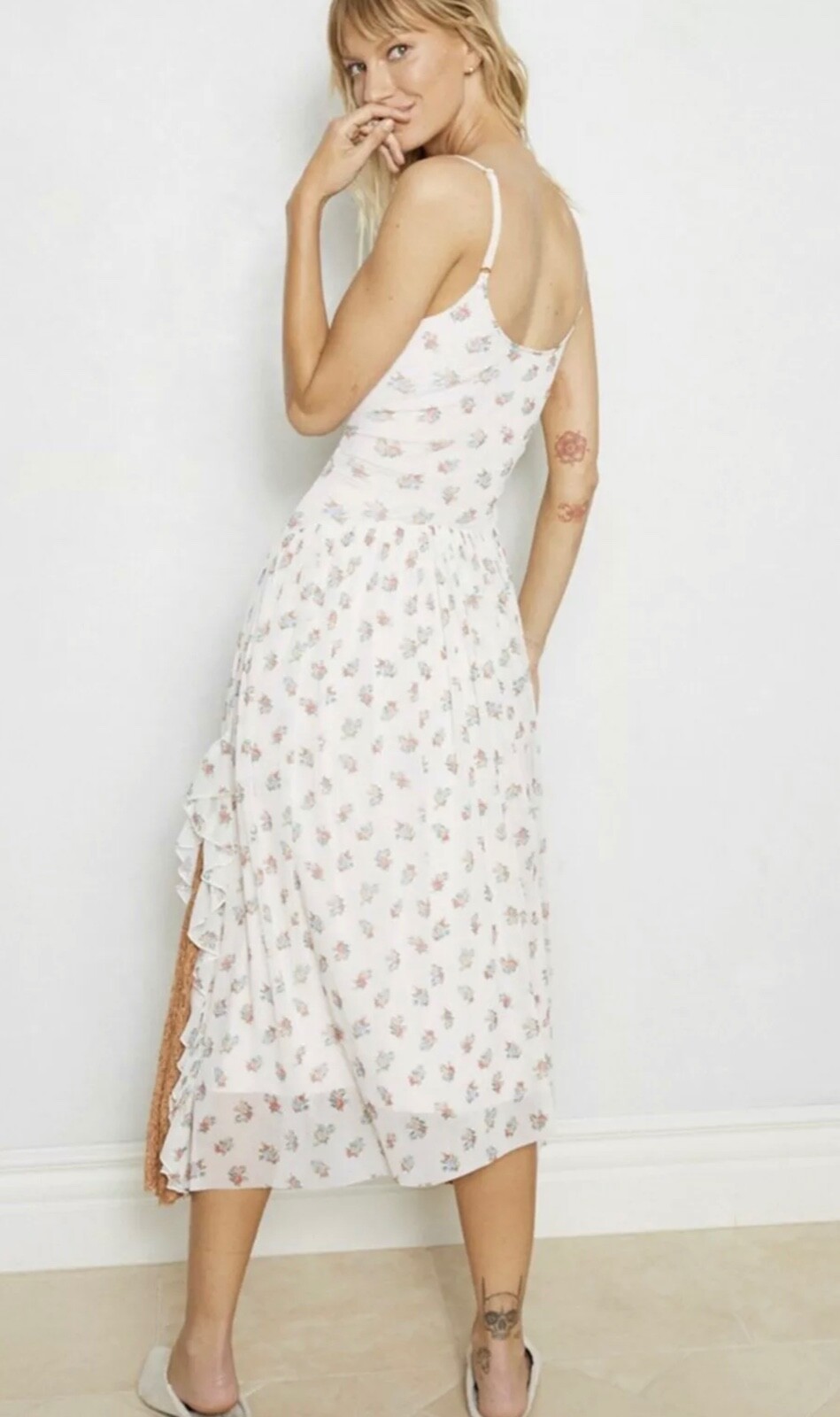 Pre-owned Hot As Hell Hot-as-hell All Ruffled Up Dress Size Small Floral Lace Z190-34 In Multicolor