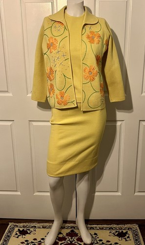 Vintage 60s Crown Royal Wool Yellow Knit 3 PC Skirt Suit Embroidery Applique S/M