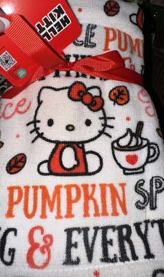 NWT! HELLO KITTY   Pumpkin Spice Latte FALL Thanksgiving Kitchen Hand Towel Set