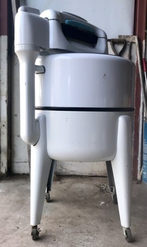 Antique MAYTAG Wringer Washing Machine. VINTAGE Maytag Gyratator Washer N2LS