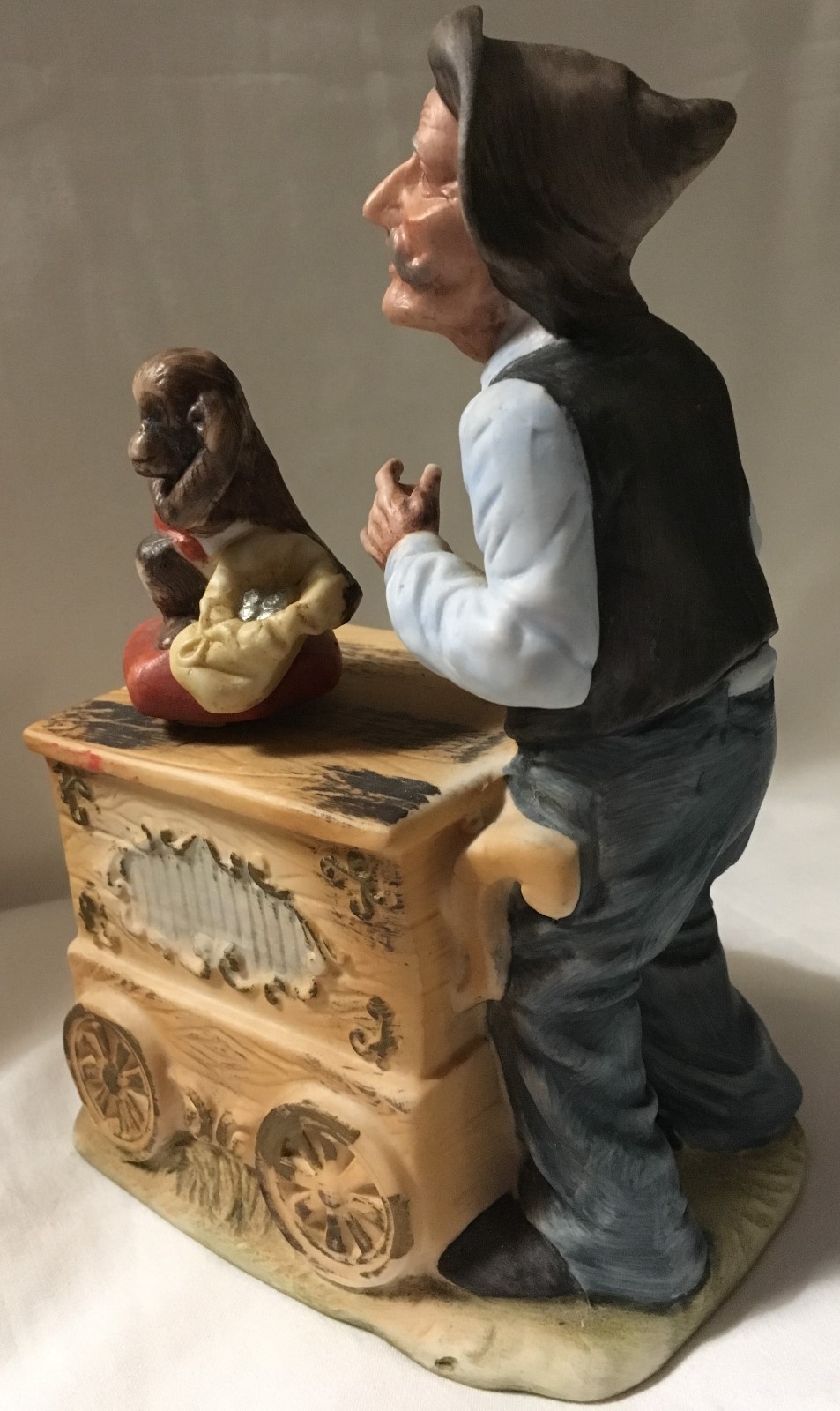Enesco Organ Grinder And Monkey Music Box Porcelain Bisque E-4164, Made In Japan