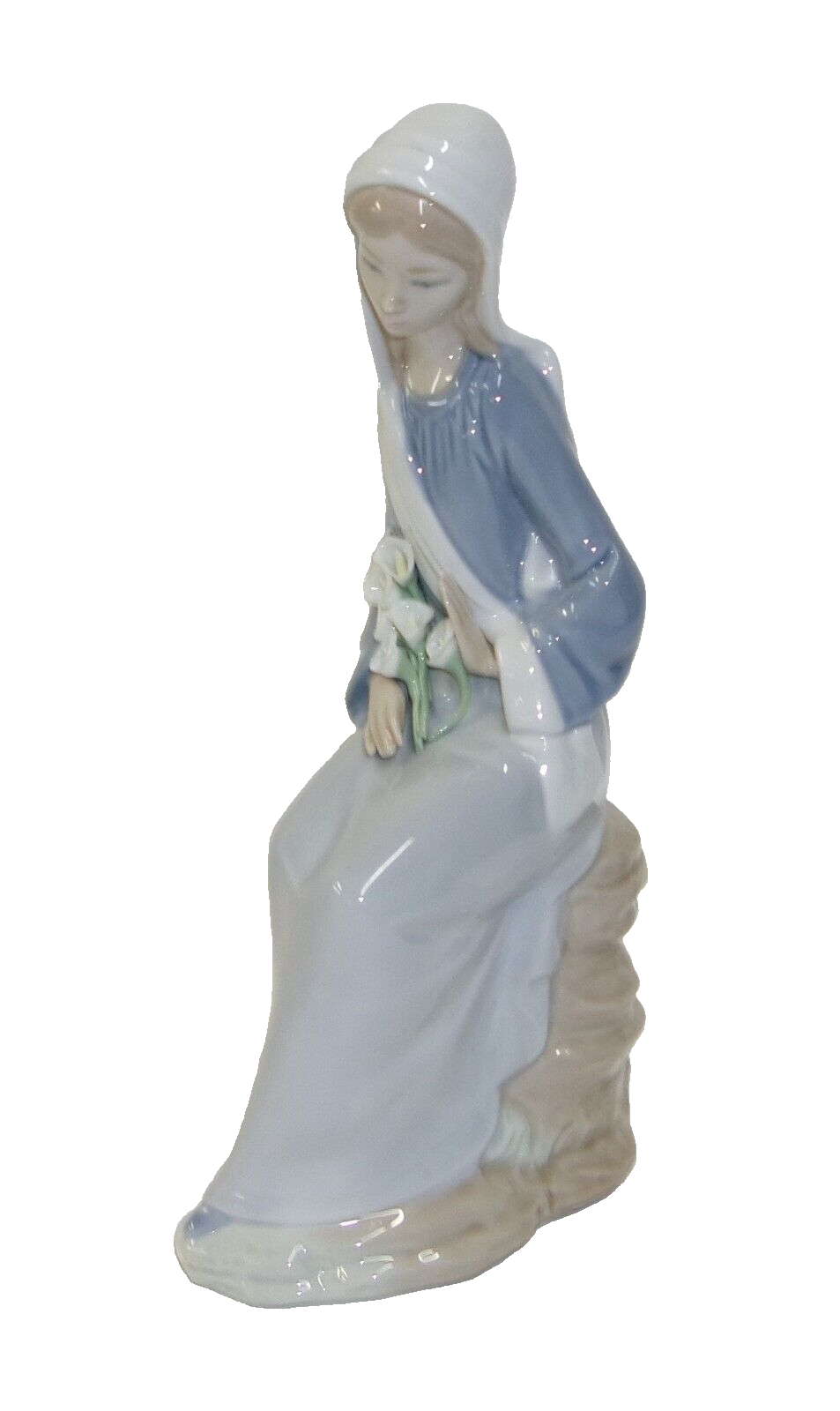 LLADRO 月に座る子供の像 6848 Heavenly Slumber Boy Figurine | Lladró® USA