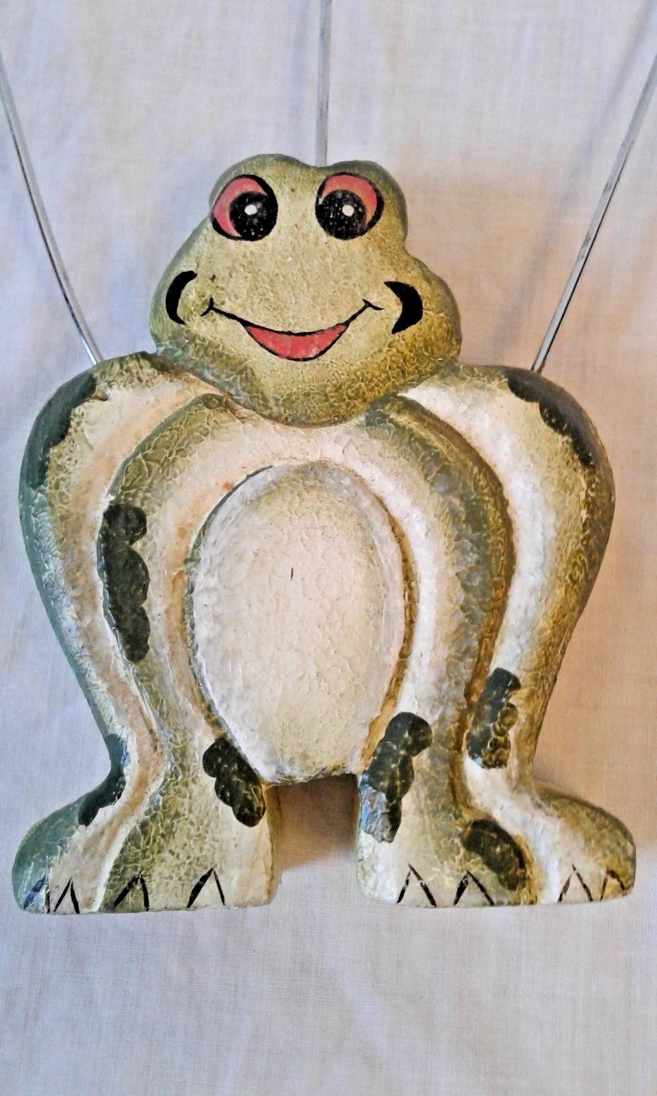 Wooden Frog Picture Recipe Memo Holder Business Card Display FREE SHIPPING