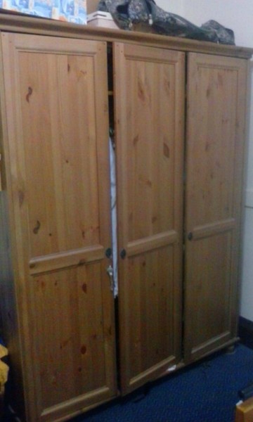 Ikea 3 Door Wardrobe Leksvik Wardrobes Gumtree Australia Ryde