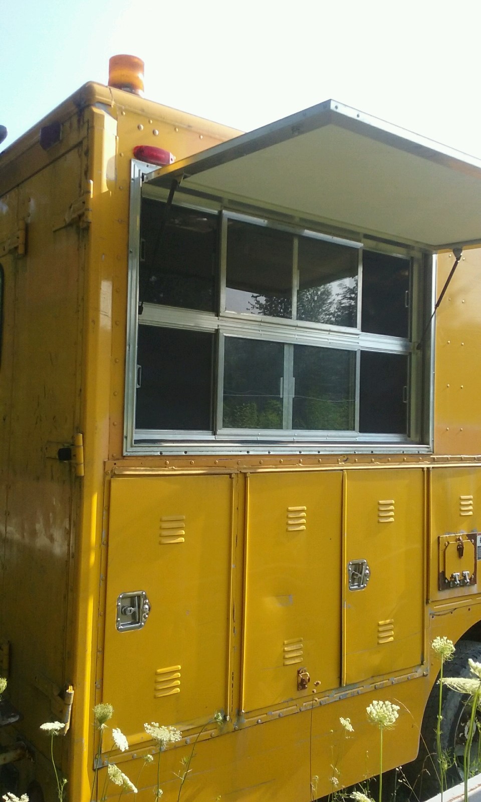 1998 International Utilimaster Step Van Food Truck 7.3 diesel