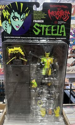 Resurrection of Monstress: Franken Steela Figure   Yellow Submarine  NIB