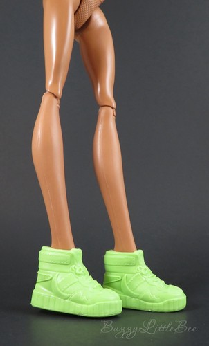 Monster High Doll G3 Clawdeen Wolf Boo-tique Lime Green Sneakers Shoes