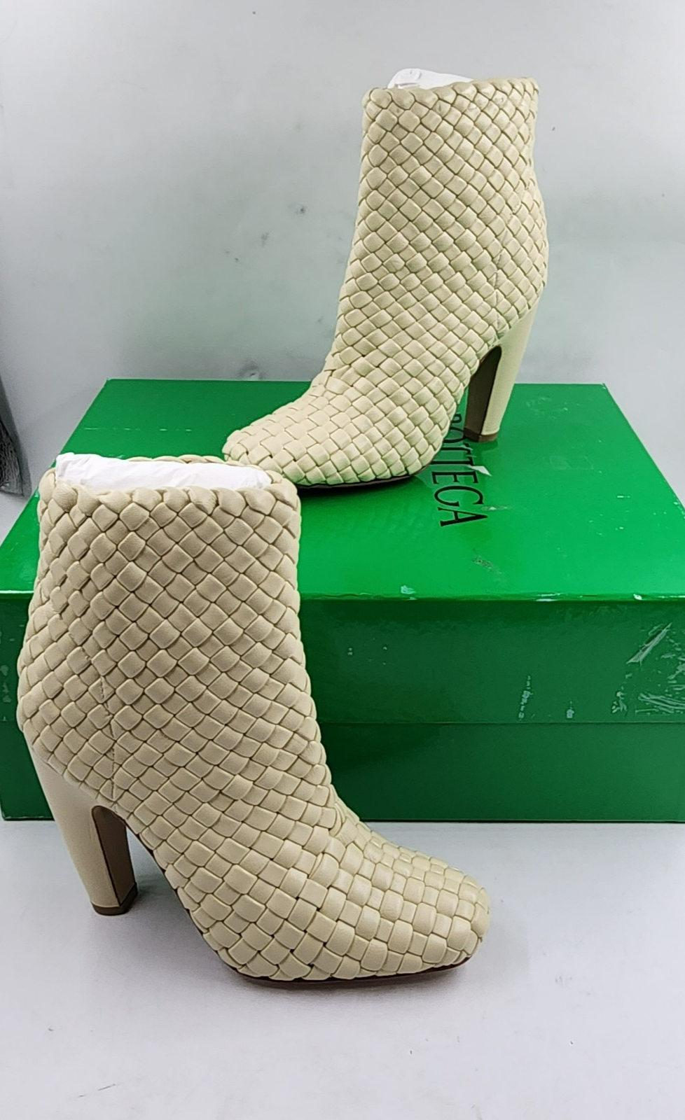 Bottega Veneta Canalazzo Woven Booties Women's 35/5US Butter Square Toe Pull On - Picture 3 of 19