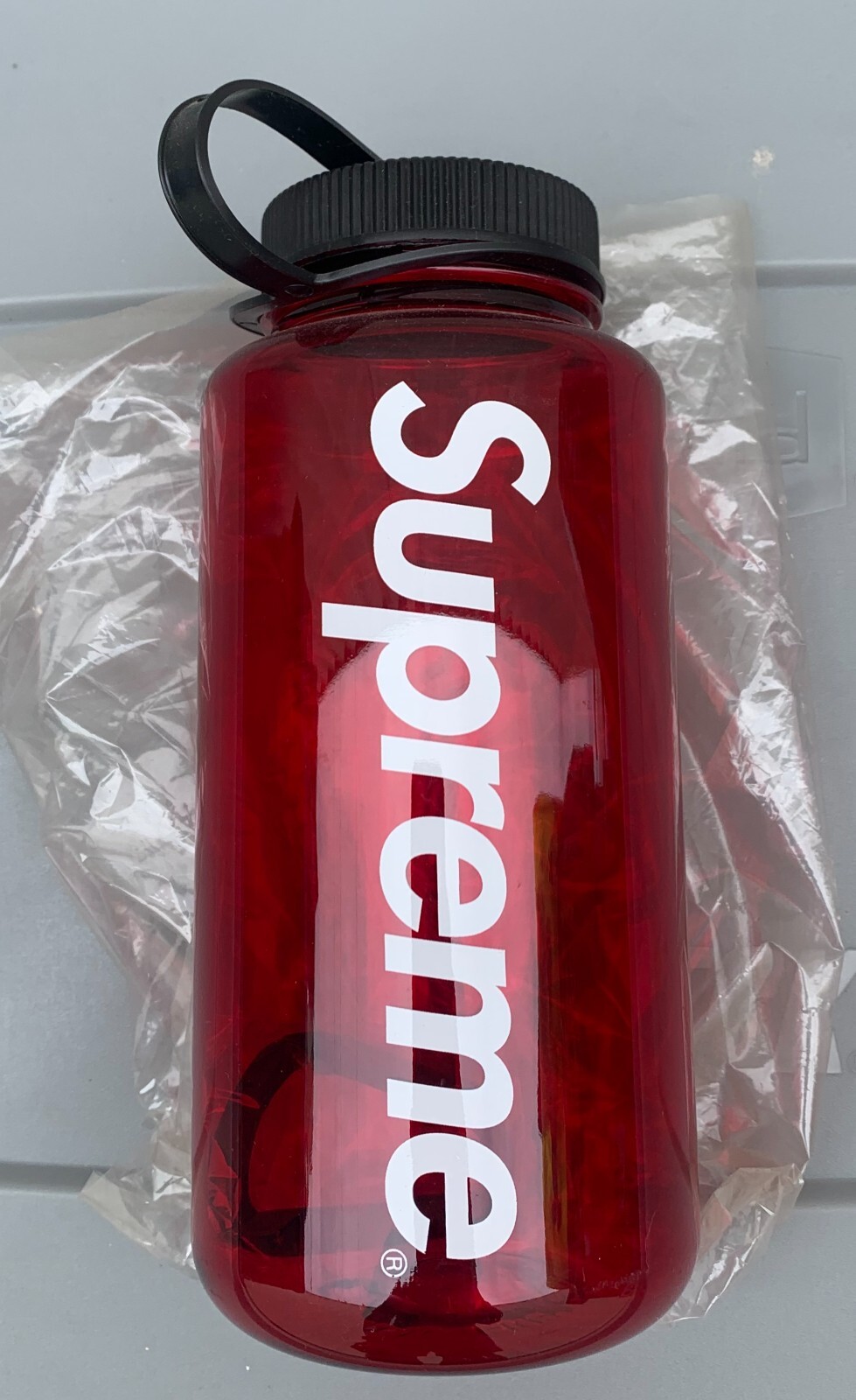 Supreme Nalgene Bottle + SIGG Bottle セット Supreme Nalgene 32 Oz. Bottle: Supreme Pick of the Week