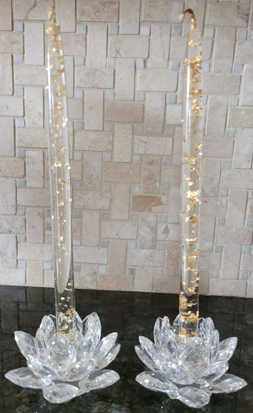 スワロフスキーのウォーターリリーキャンドルホルダー パープル