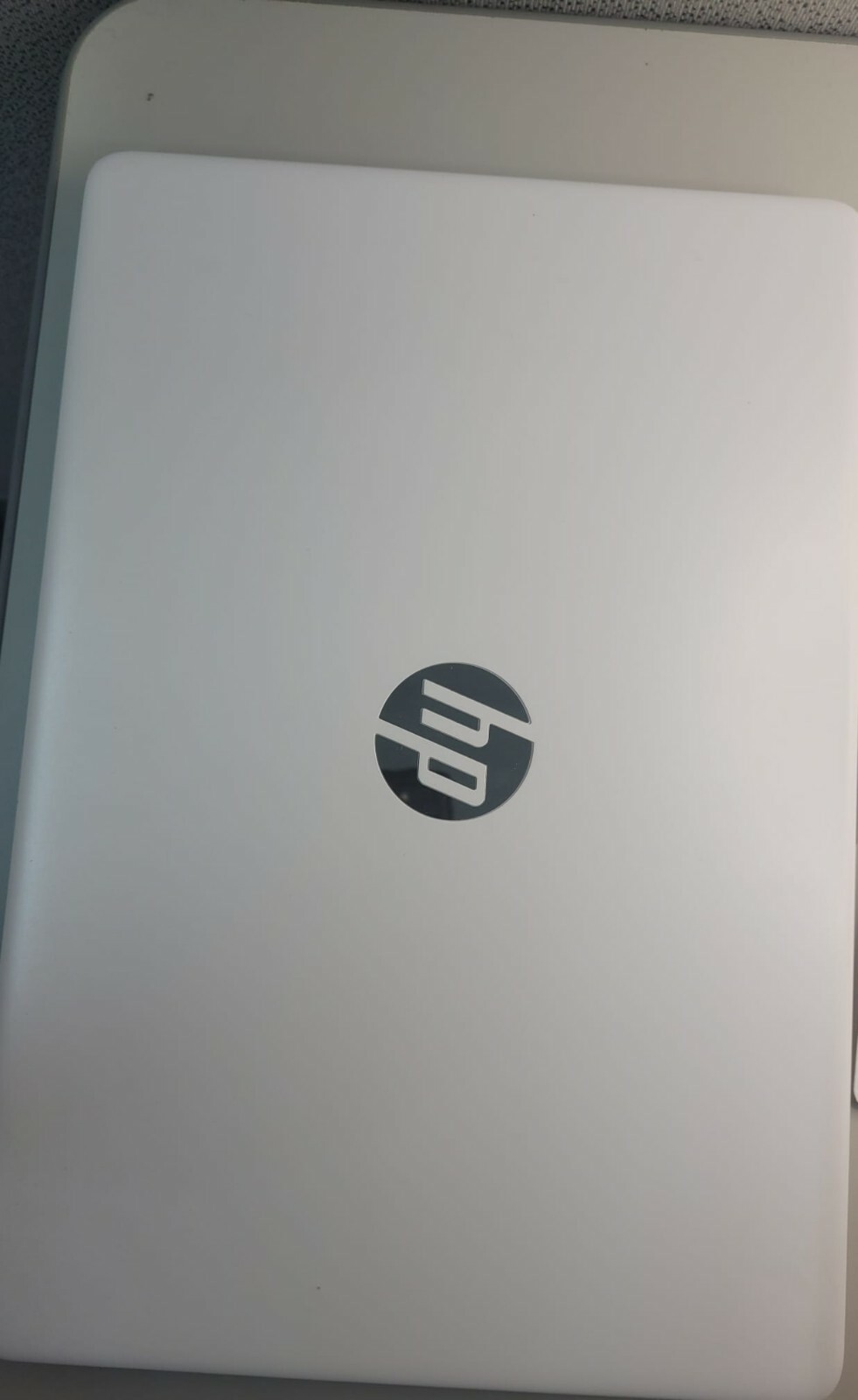 HP ノート 15s-fq3033/Celeron/4GB/128GB 425A