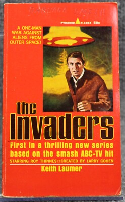 1967 The Invaders by Keith Laumer First Printing TV Series Paperback Book