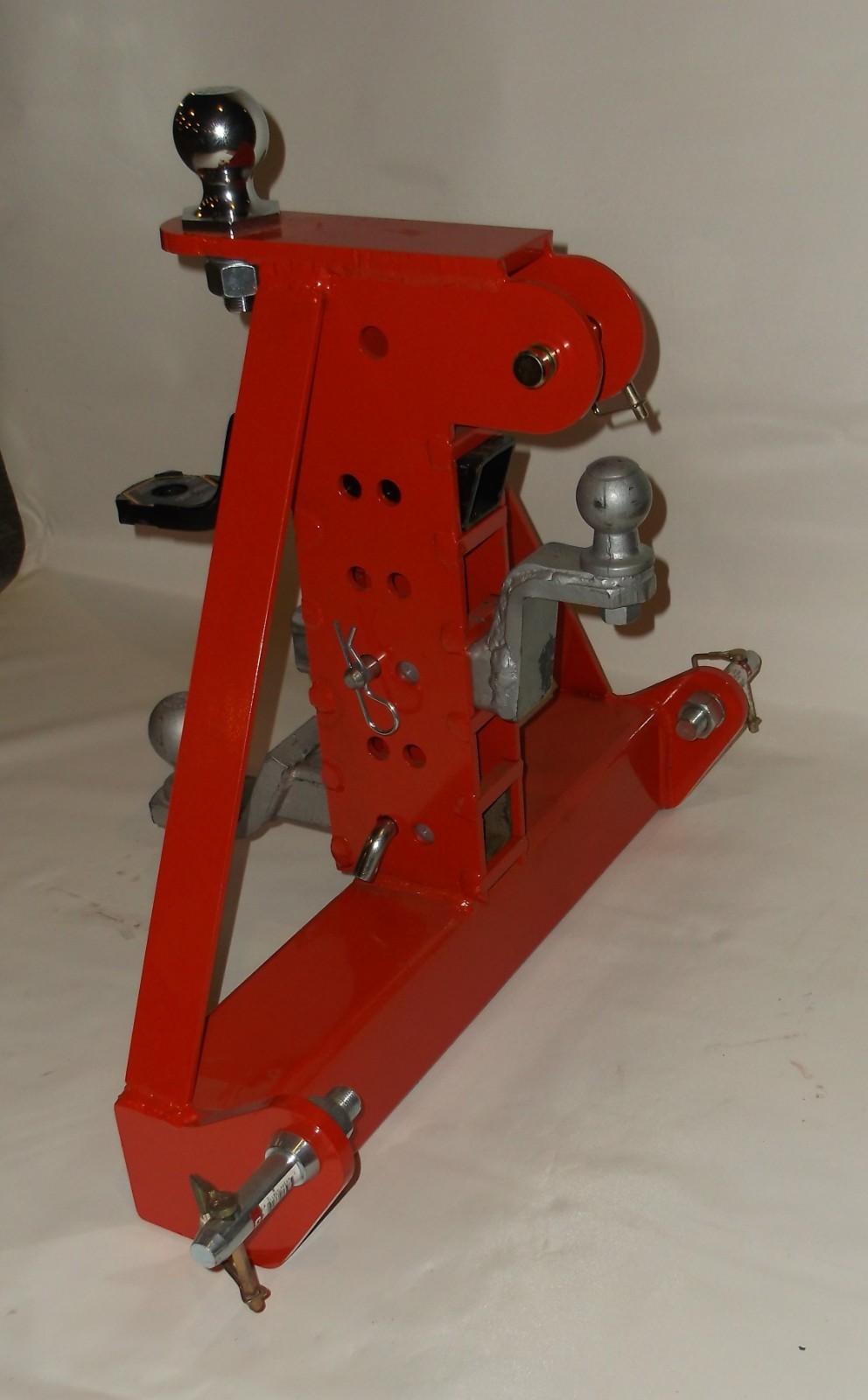 3-Point Trailer Hitch Receiver Towing Adapter for Category 1 & 2 Tractors