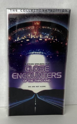 Close Encounters Of The Third Kind Collector's VHS VCR Video