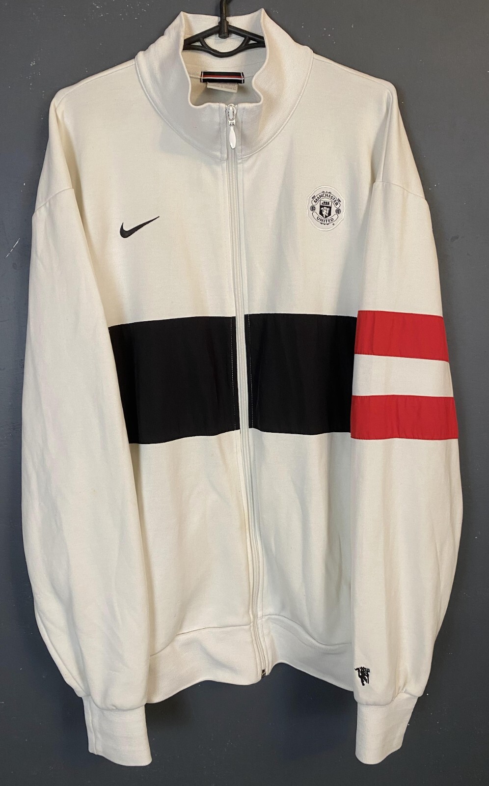 LIMITED EDITION MEN'S NIKE FC MANCHESTER UNITED JACKET