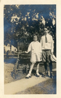 B17 Antique Photos Children Roller Skates Tricycle Fashion