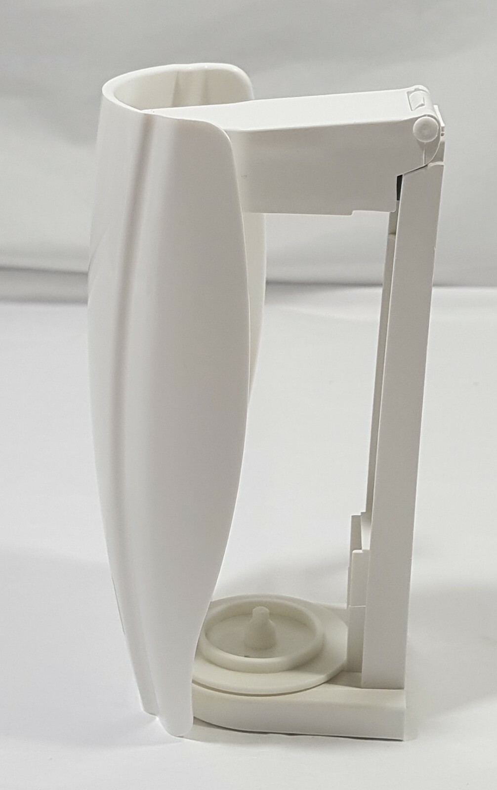 Rubbermaid TCell Dispenser White 1793547 Continuous Odor Control System BNIB