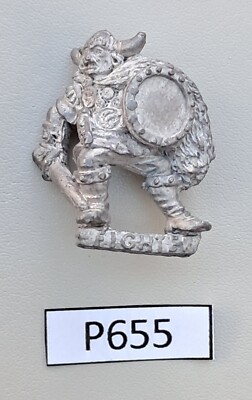 Empire Fighter with Sword and Shield GW - Metal (P655)