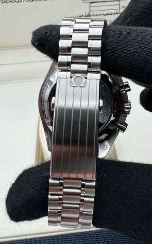 Pre-owned Omega 2024  Speedmaster "silver Snoopy Award" 50th Watch 310.32.42.50.02.001