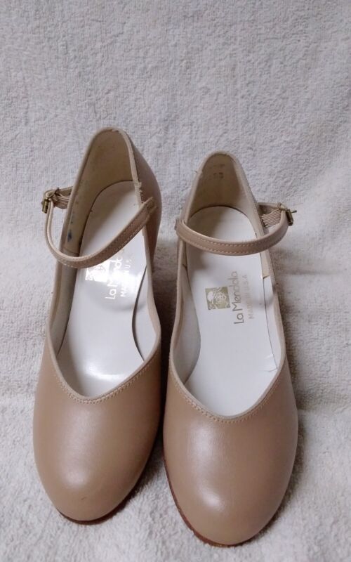 La Mendola Character Shoes Tan Leather Size 4.5 Medium Preowned