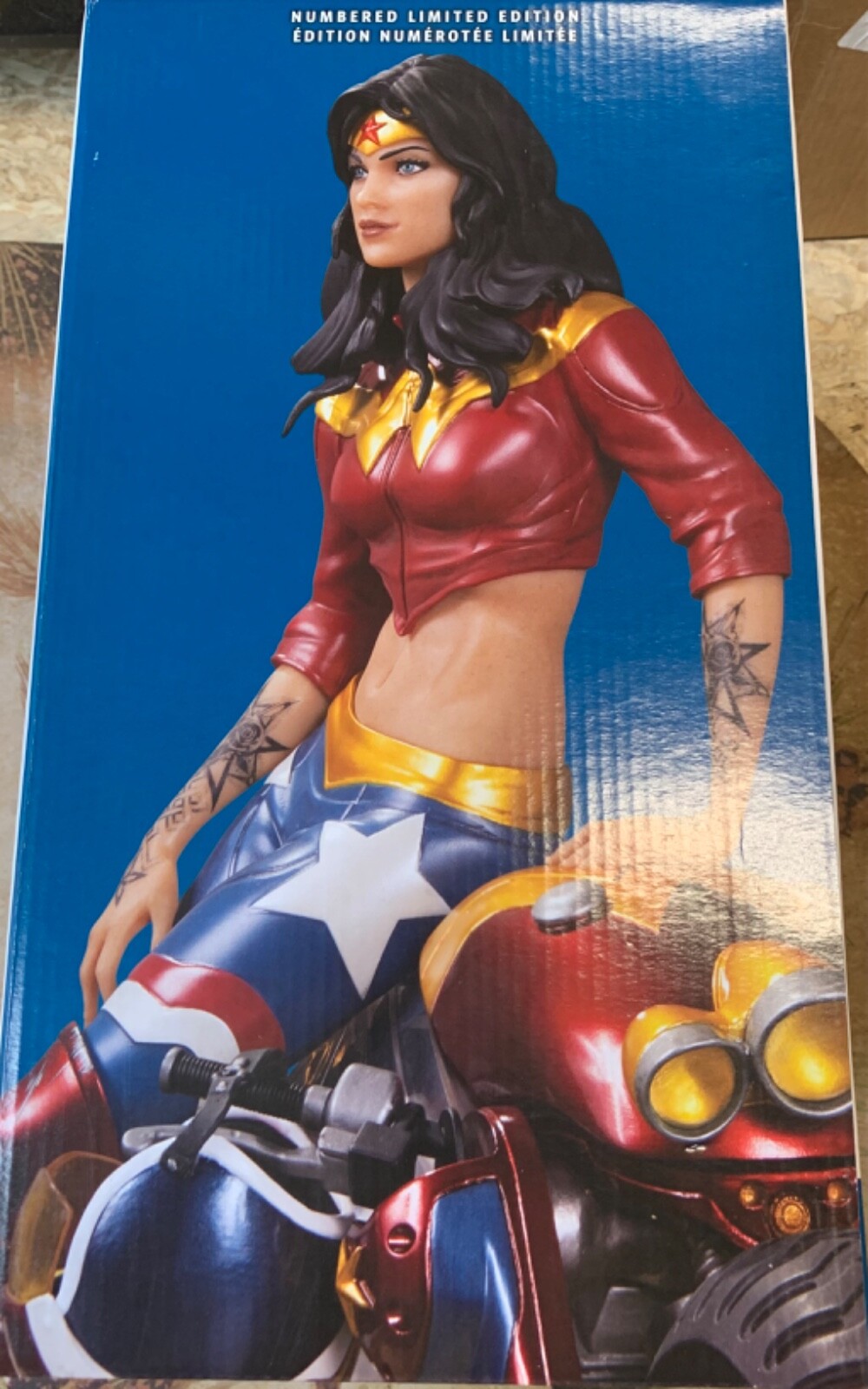 アメコミ WONDER WOMAN STATUE / DC DIRECT DC Direct Lynda Carter as Wonder Woman Statue Figurine 2007