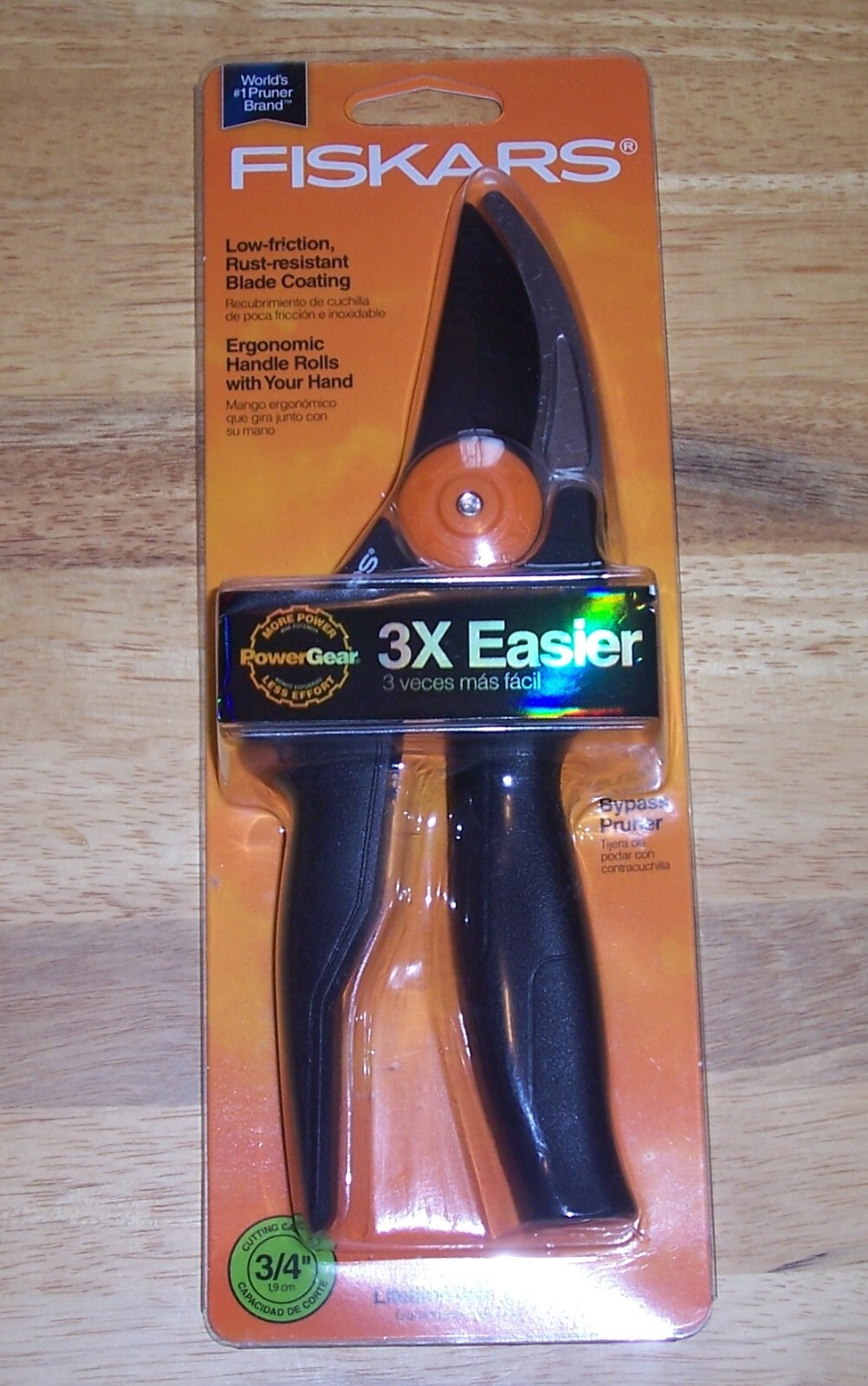 2013 FISKARS PowerGear Bypass Pruner w/Replaceable Blade - 3/4" CC - Model 8736