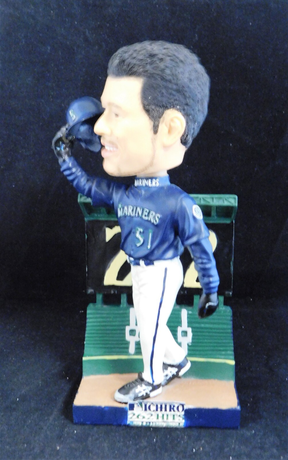 Ichiro Suzuki 51 Seattle Mariners Baseball 2005 SGA Bobblehead 262