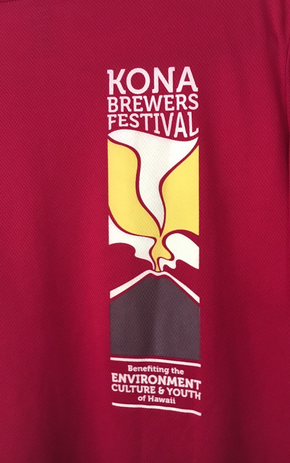 2017 Kona Brewers Festival - RUN FOR HOPS - Race Tee Shirt  - Men's Medium