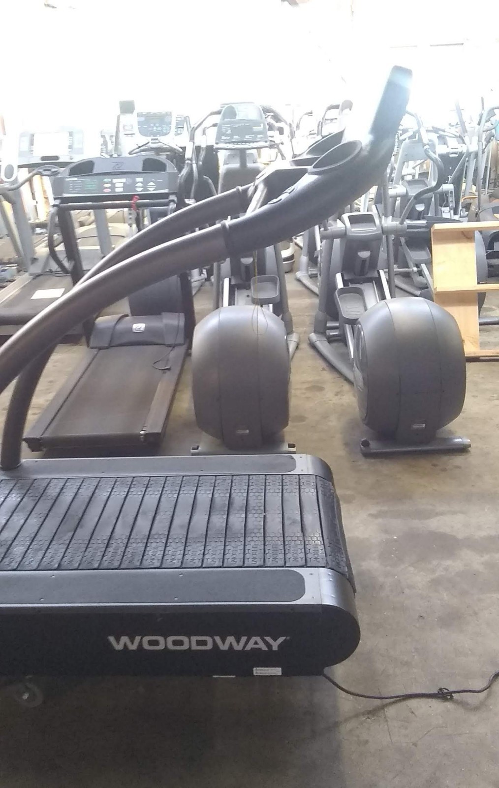 Woodway 4 Front Treadmill- Serviced and cleaned. Warranty included