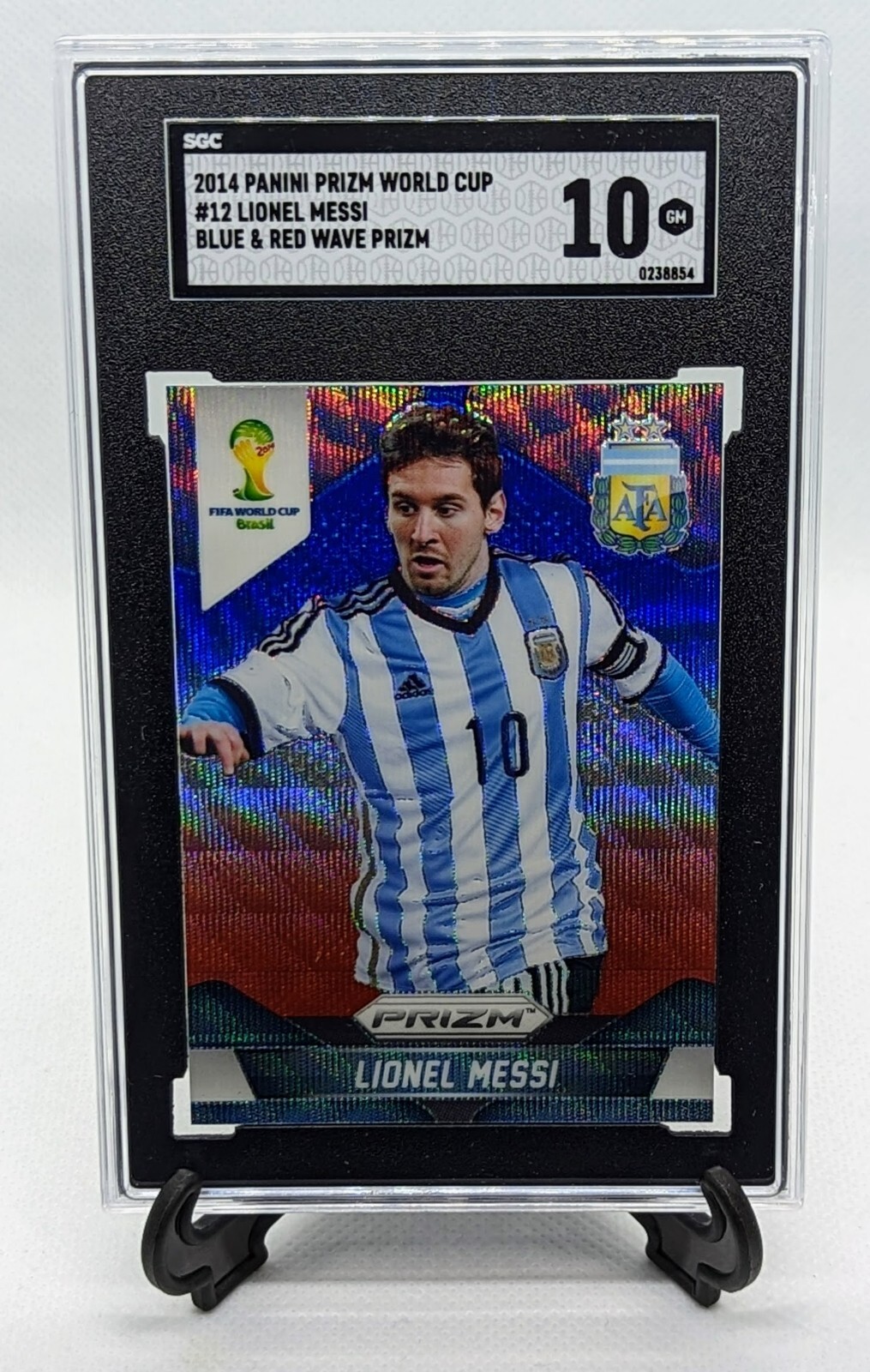 2014 PANINI PRIZM WORLD CUP #12 LIONEL MESSI BLUE & RED WAVE
