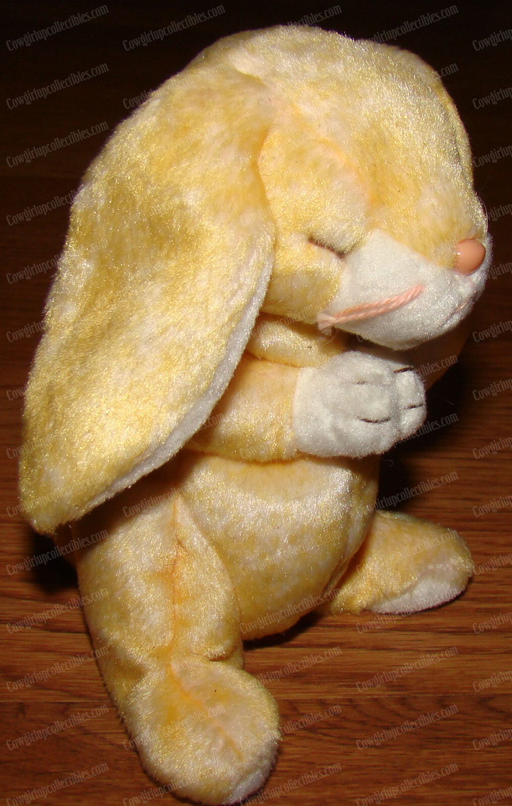 日本未発売♪ Praying Rabbit Rabbit Rabbit Plush Backpack Rabbit Plush Backpack – Orange/Black (20”) – PRAYING RABBIT