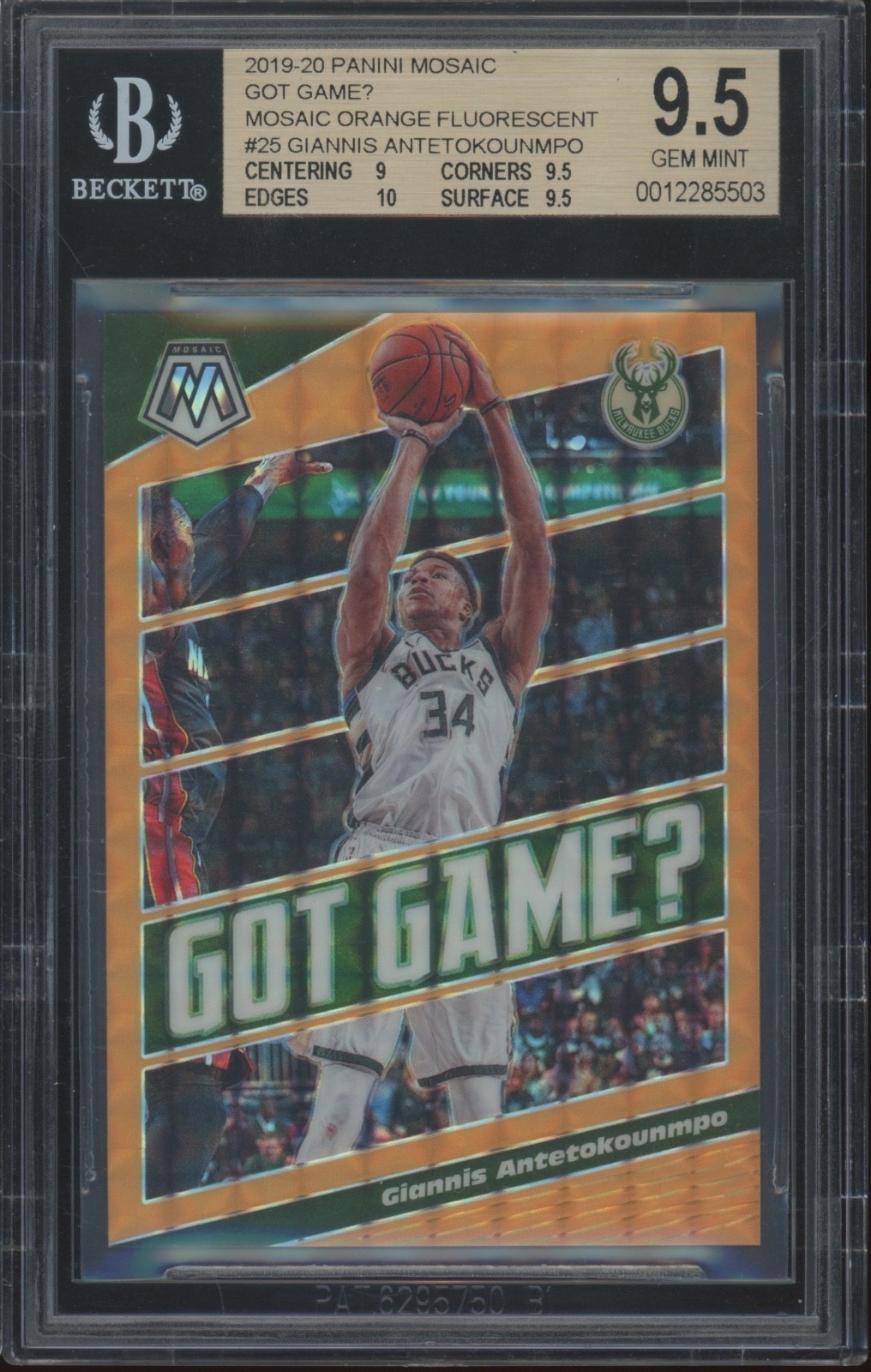 2019 Panini Mosaic Orange Fluorescent Giannis Antetokounmpo /25 Gem Mint BGS 9.5