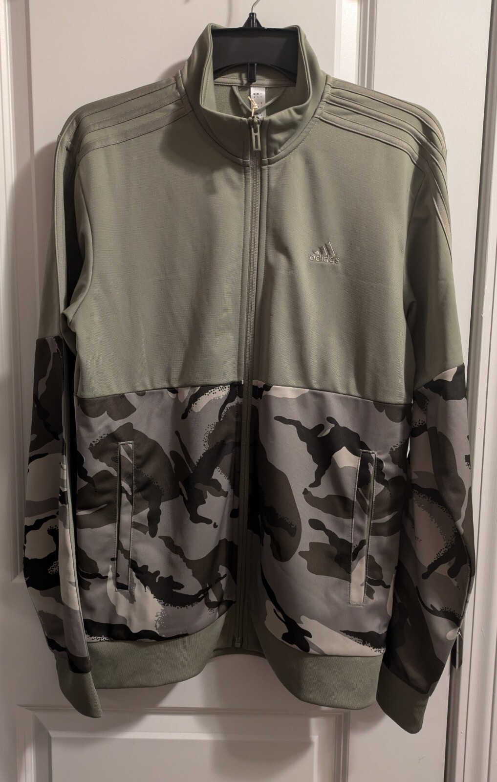 トップス 00s adidas track jersey camo jacket y2k Vintage Adidas Safety Zip Hood Camo Track Jacket | eBay