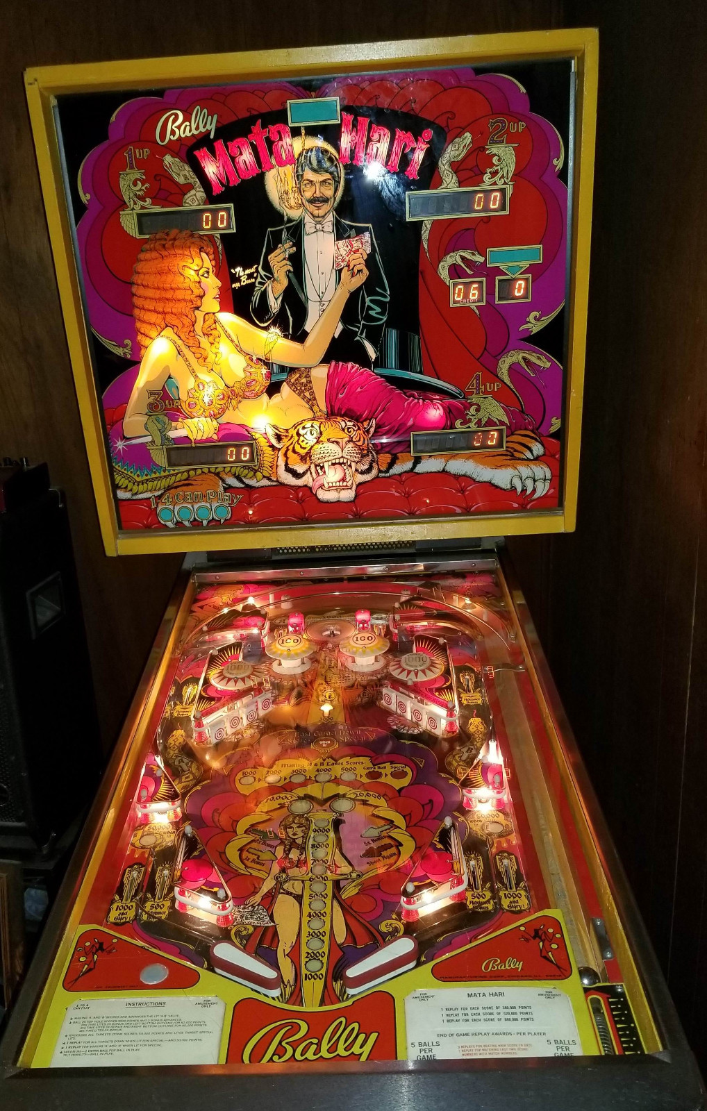 BALLY MATA HARI PINBALL MACHINE 1978 must be picked up no delivery!! Needs Work!
