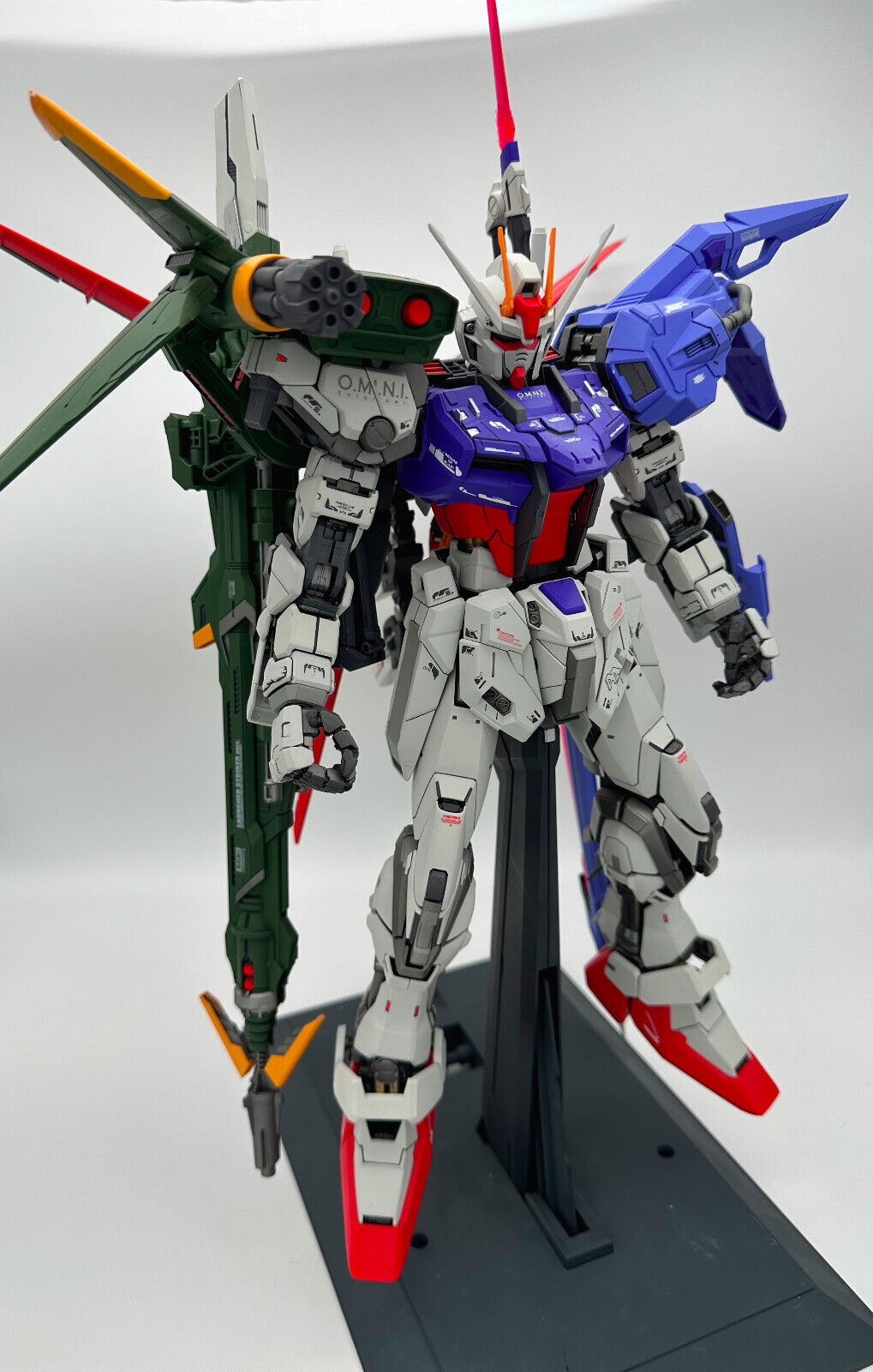 Bandai 1/60 PG Perfect Strike Gundam Professionally Built Bandai 1/60 PG Perfect Strike Gundam Professionally Built