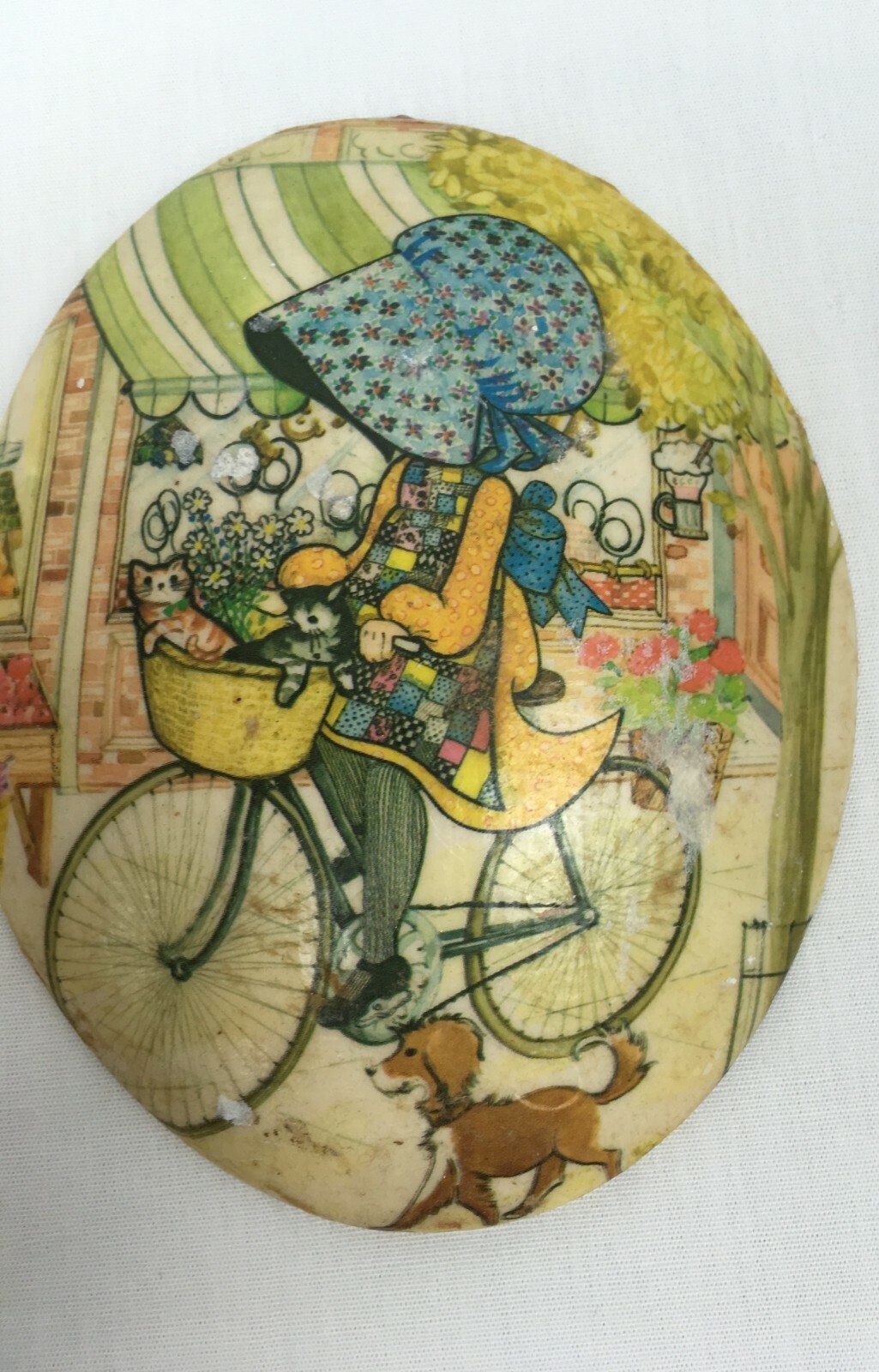 Vtg Lot of 6 1970s Decoupage dome chalkware plaque girl and boy print picture