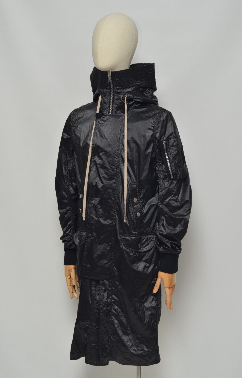 RICK OWENS DRKSHDW RARE Unisex Black Nylon Fishtail Long RICK OWENS DRKSHDW RARE Unisex Black Nylon Fishtail Long