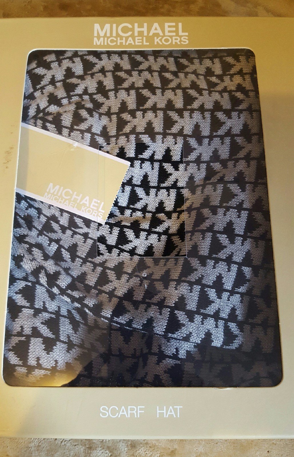Michael Kors Hat & Scarf MK Logo New Boxed