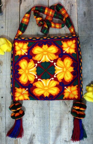 Morral Huichol Shoulder Bag Medicine Peyote Bag Hand Embroidered Mexico Folk Art