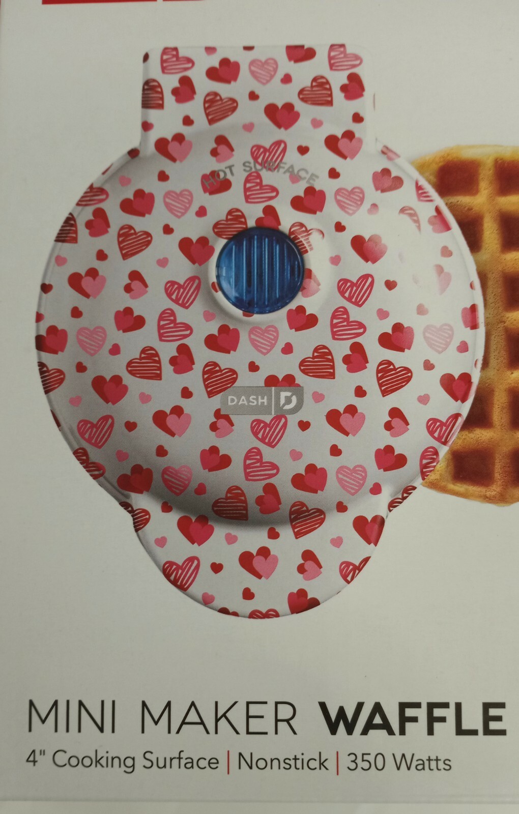 dash mini waffle maker white