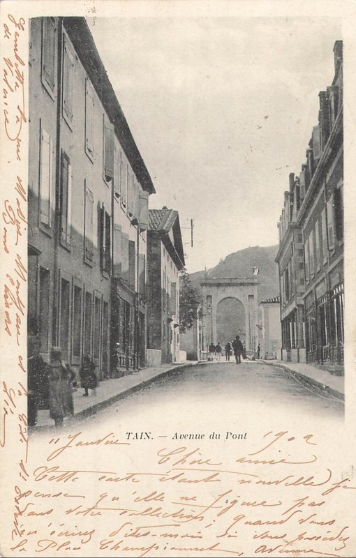 26 - Tain - Avenue Du Pont ** 87315