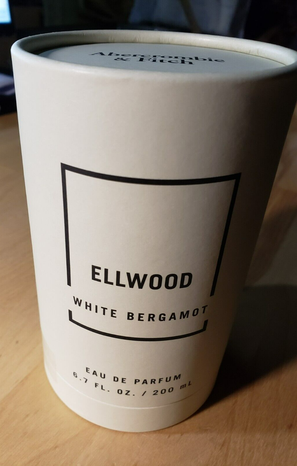 abercrombie and fitch ellwood white bergamot