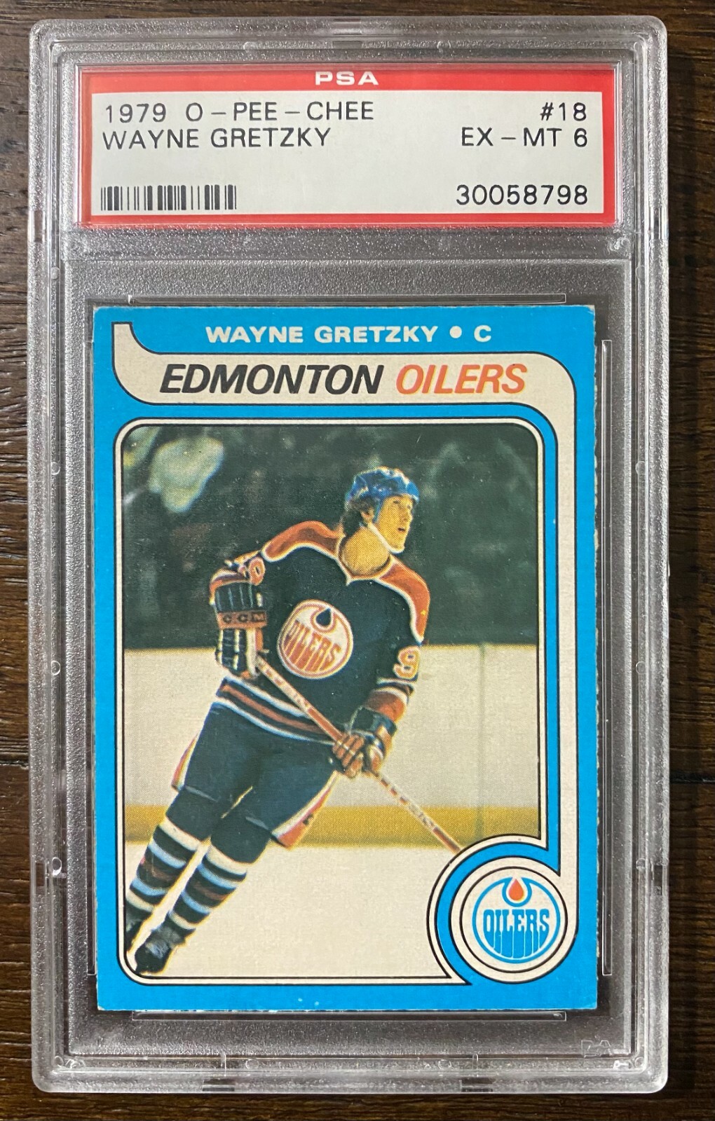 Wayne Gretzky Rookie card　① Wayne Gretzky Rookie Card Makes History, Sells for $1.3 Million