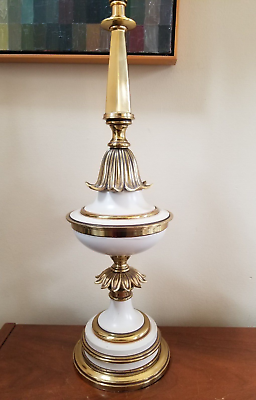 Vintage stiffel lamps hollywood regency deals