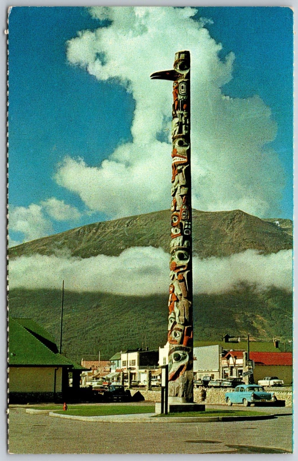 Jasper Alberta Totem Pole Canadian National Depot Skilled Carving Postcard