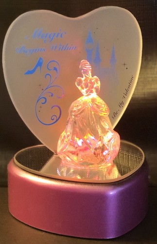 Disney Princess Ariel Belle Cinderella LIGHT UP Glass Figurines Lot of 3 NEW