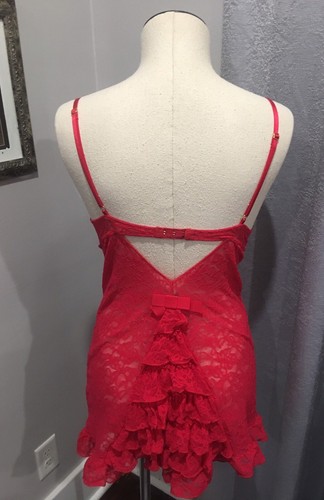 VICTORIAS SECRET THE LACIE RED LINGERIE SIZE L