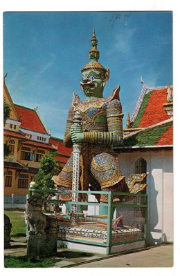 BANGKOK THAILAND Postcard Giant Guardian at the Temple of Dawan Vintage