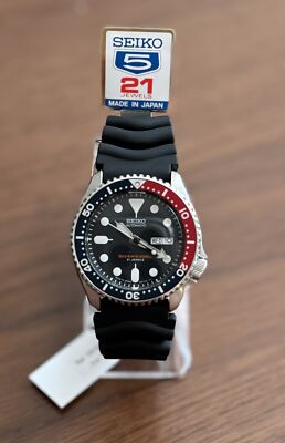 Seiko Sports Automatic Diver's Blue Dial Rubber SKX009J1 Seiko Sports Automatic Diver's Blue Dial Rubber SKX009J1