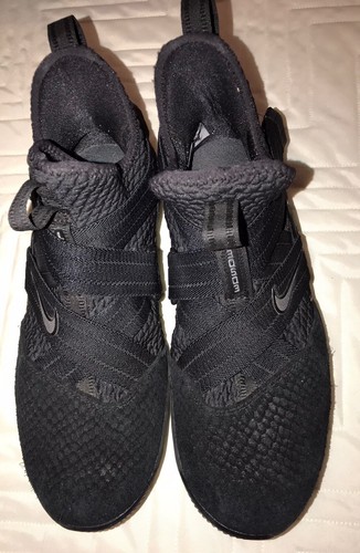 lebron soldier 12 triple black